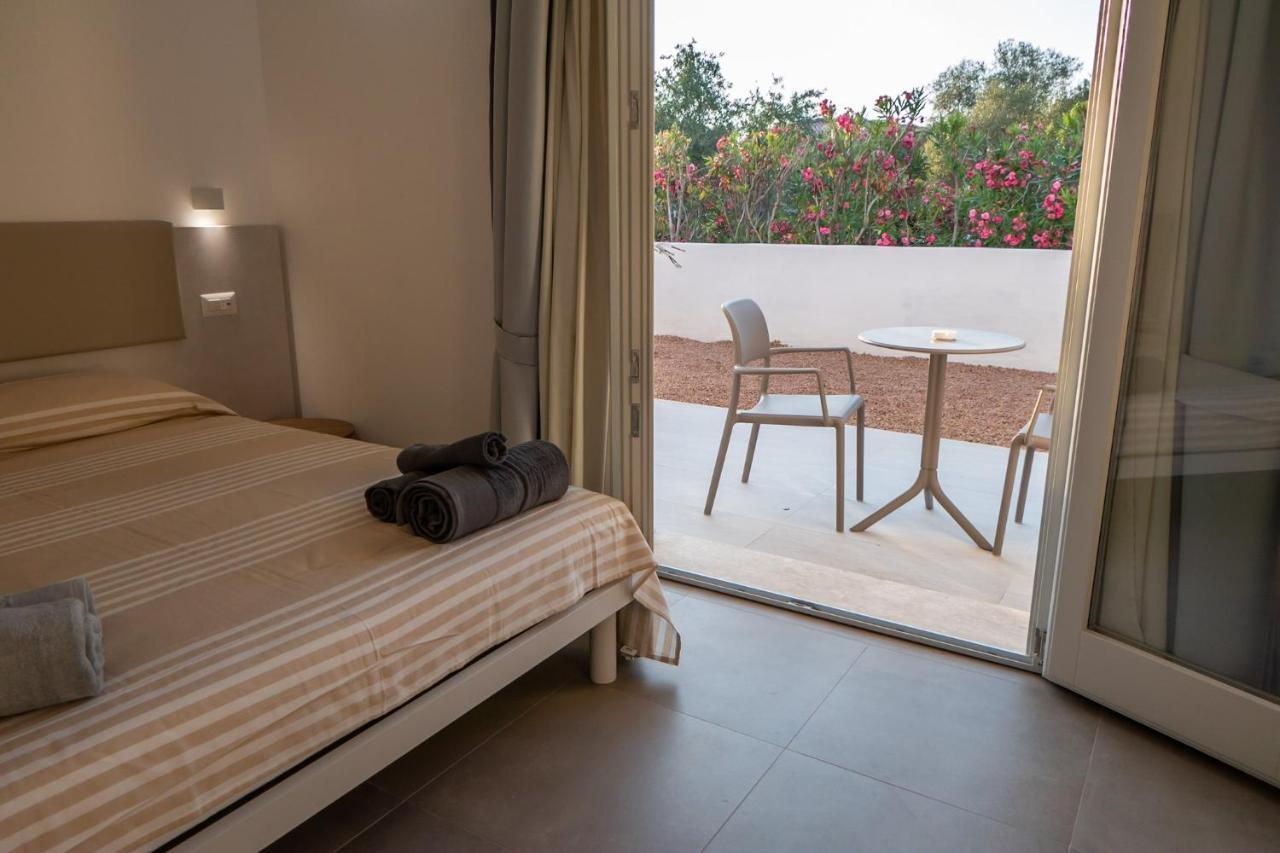 Villa Est San Teodoro  Exterior photo